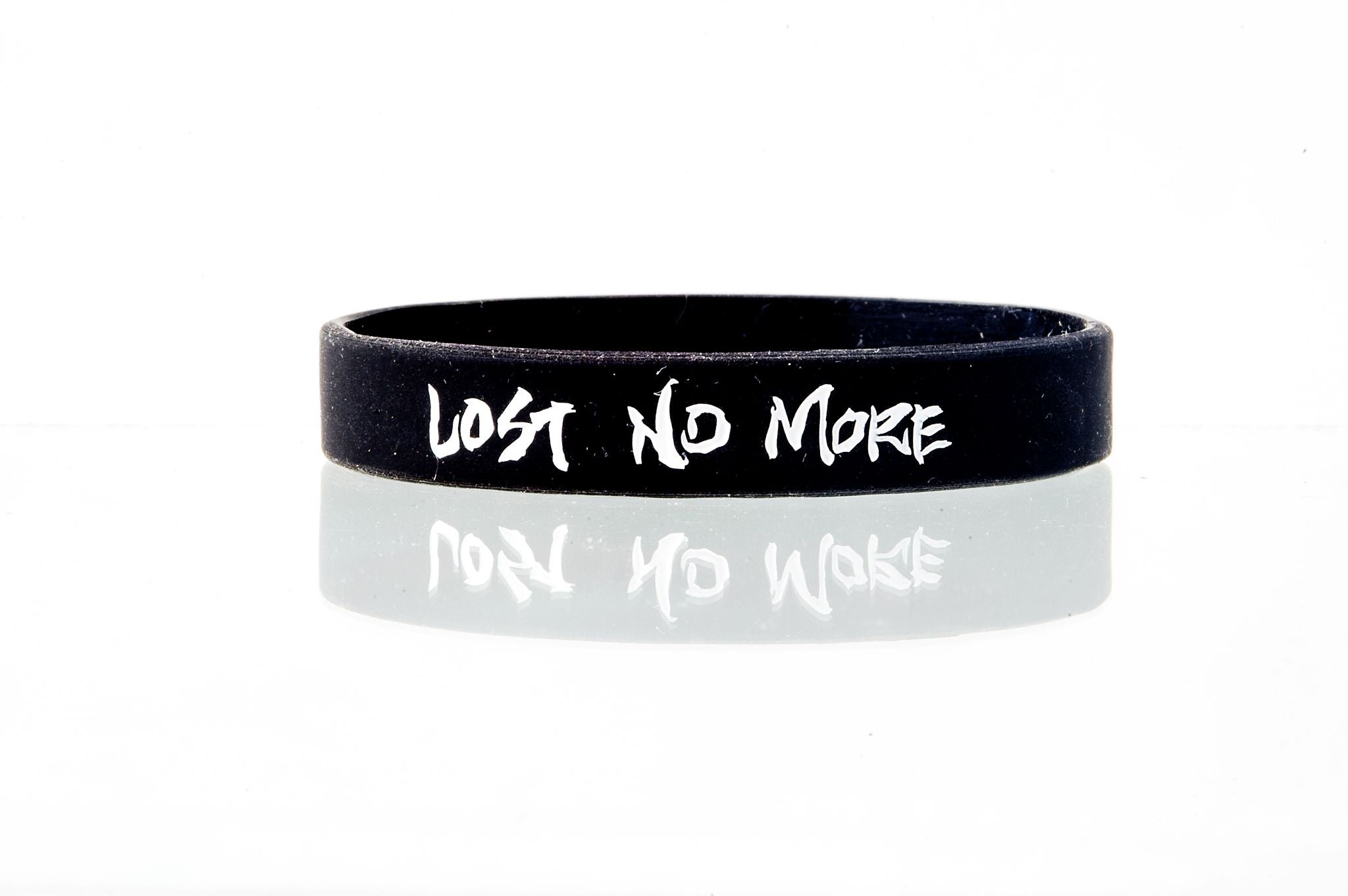 Lost No More Connection Band by Spirit Linx — a 1/2‑inch wristband representing truth, inner certainty, and the unshakable strength of knowing who you are.